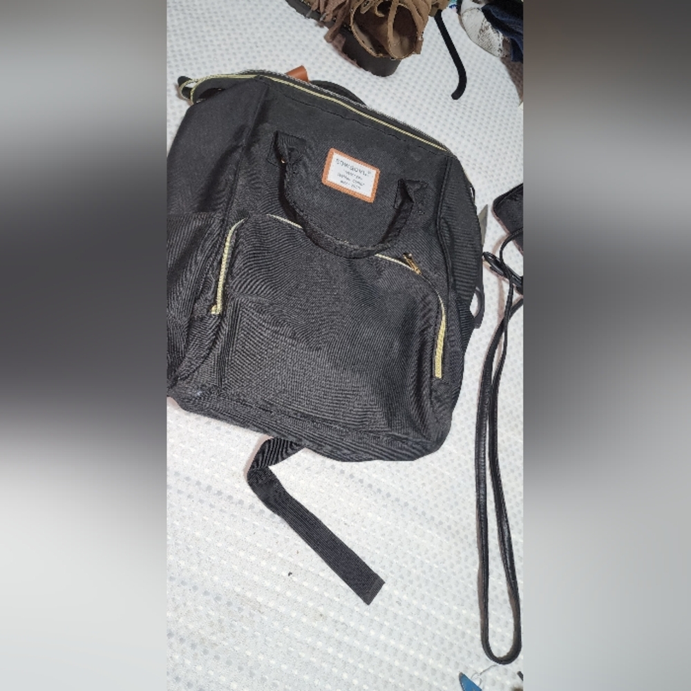 SOWAOVUT EUC 15" LAPTOP BACKPACK BAG USB PORT